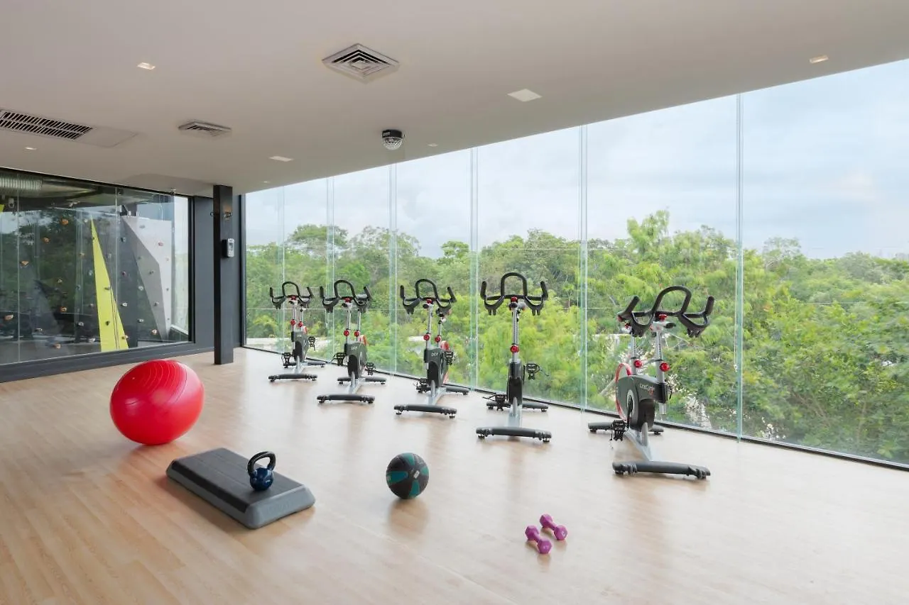 מלון Central Park Resort & Spa טולום